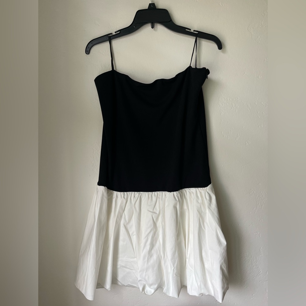 Camila Coelho Women’s Black Mini Bubble Skirt Dress - Strapless Dress Large